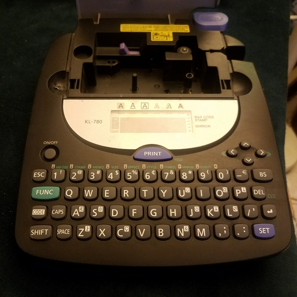 Label it KL-780 Casio - Picture 3 of 6